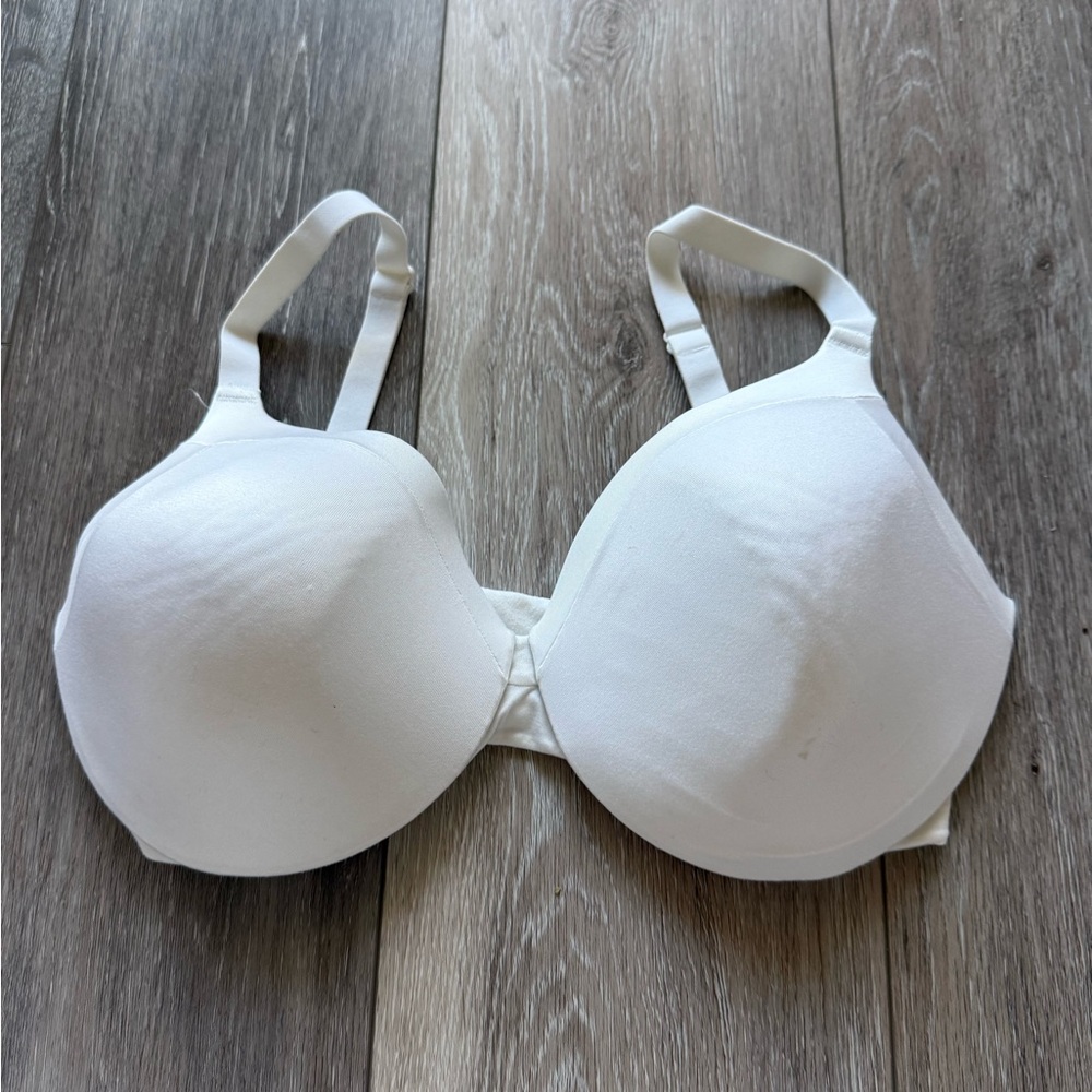 MAIDENFORM CLASSIC WHITE BRA - ALL MY BRAS BUY 2 GET 1 FREEEEEEE!